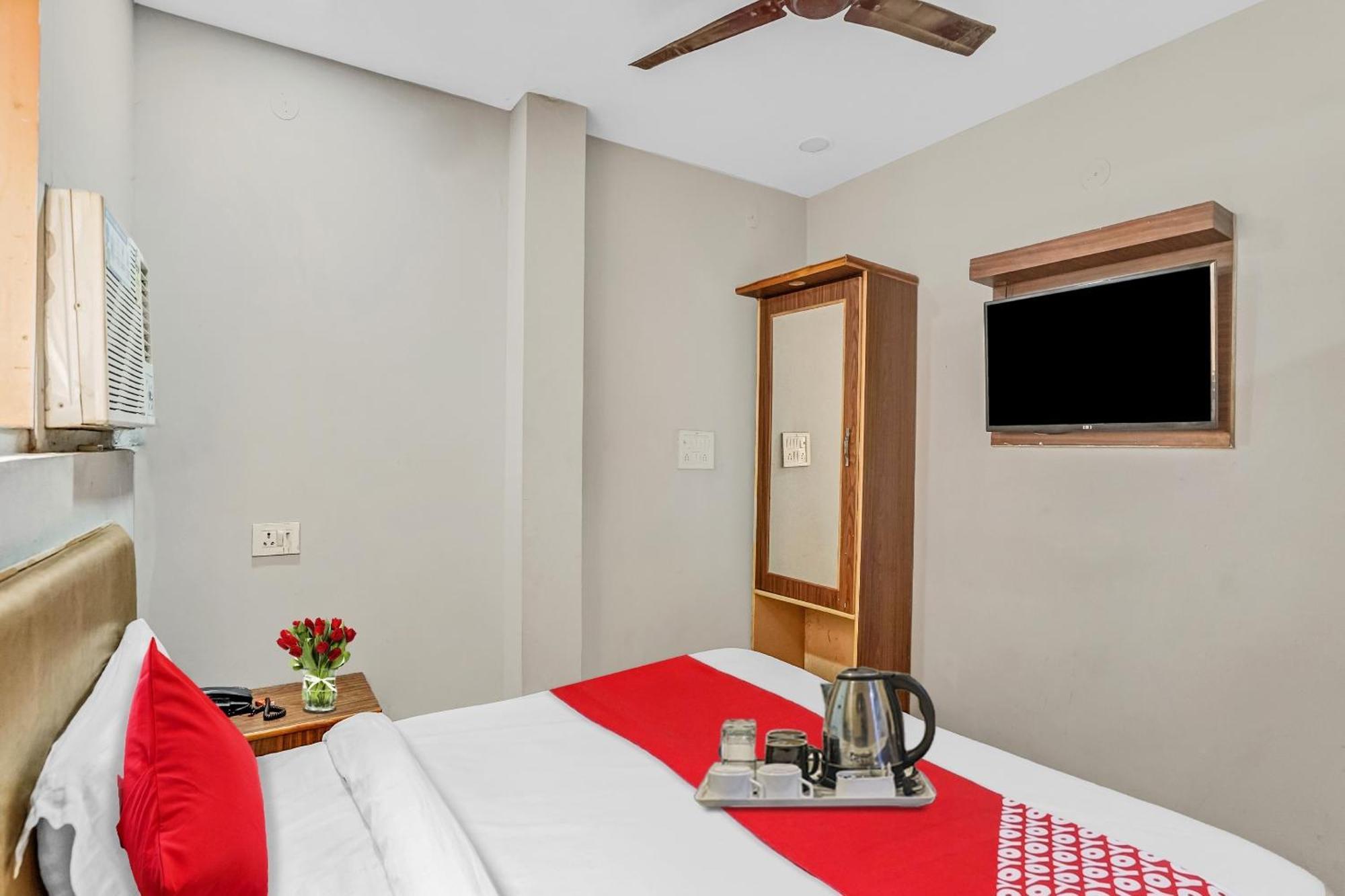 Hotel O M Stays Near Akshardham New Delhi Eksteriør billede